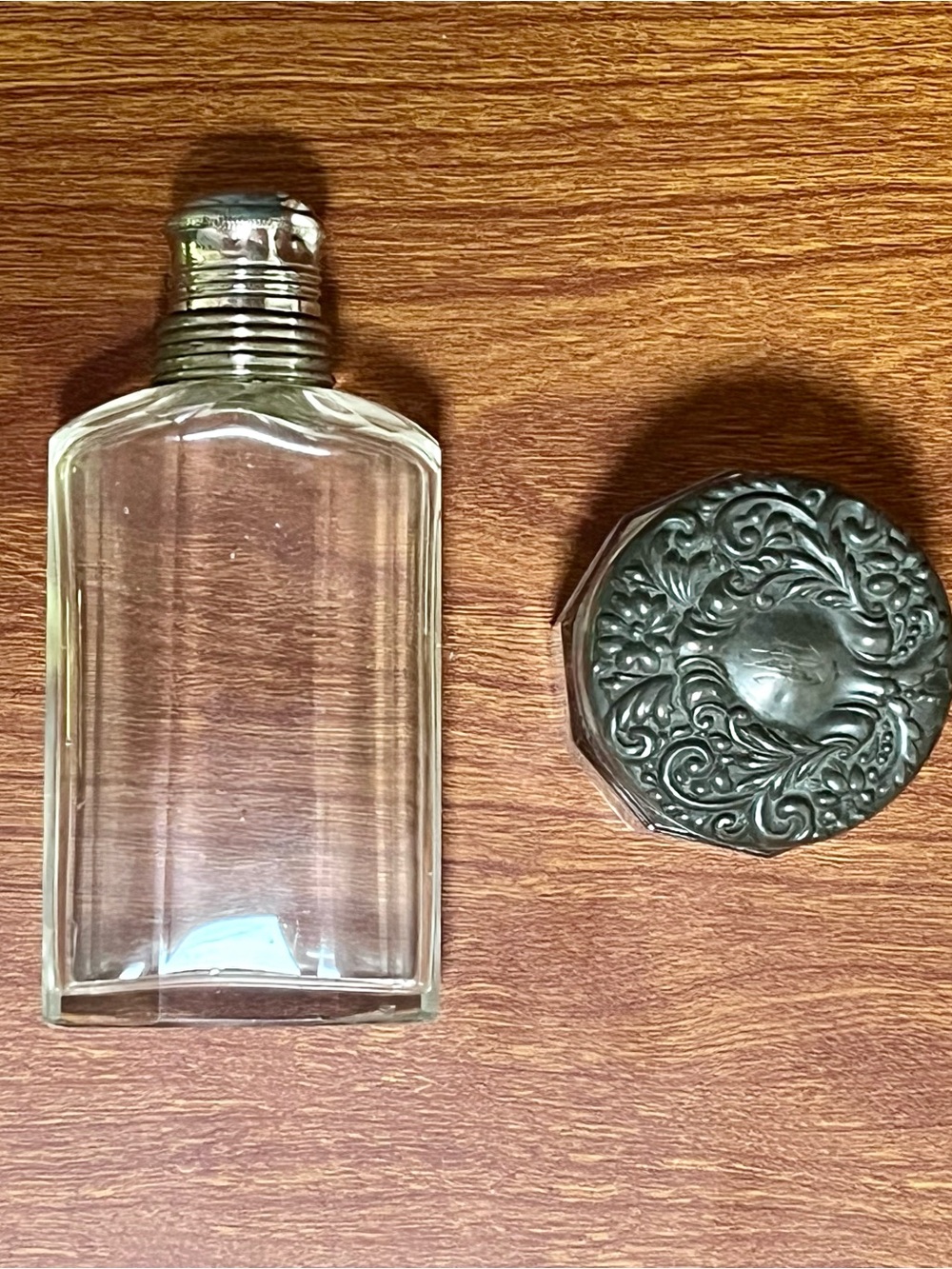 Art Deco Sterling Silver Vanity Set Etched Crystal perfume
Bottle & Powder Jar - Picture 3 of 10
